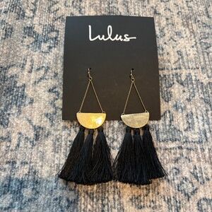 Lulus Black and Gold Fringe Dangle Earring NWT